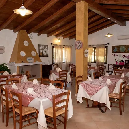 Agriturismo Sorres Bauernhof